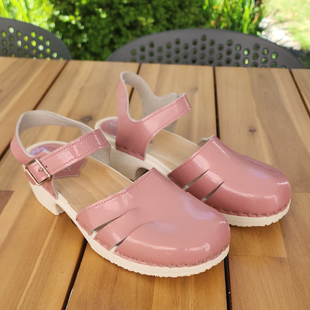 VERKA Women's Professional Comfort Clogs from Sweden- Blush size 10/10.5